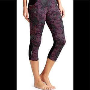 Athleta Amaze Be Free Knicker